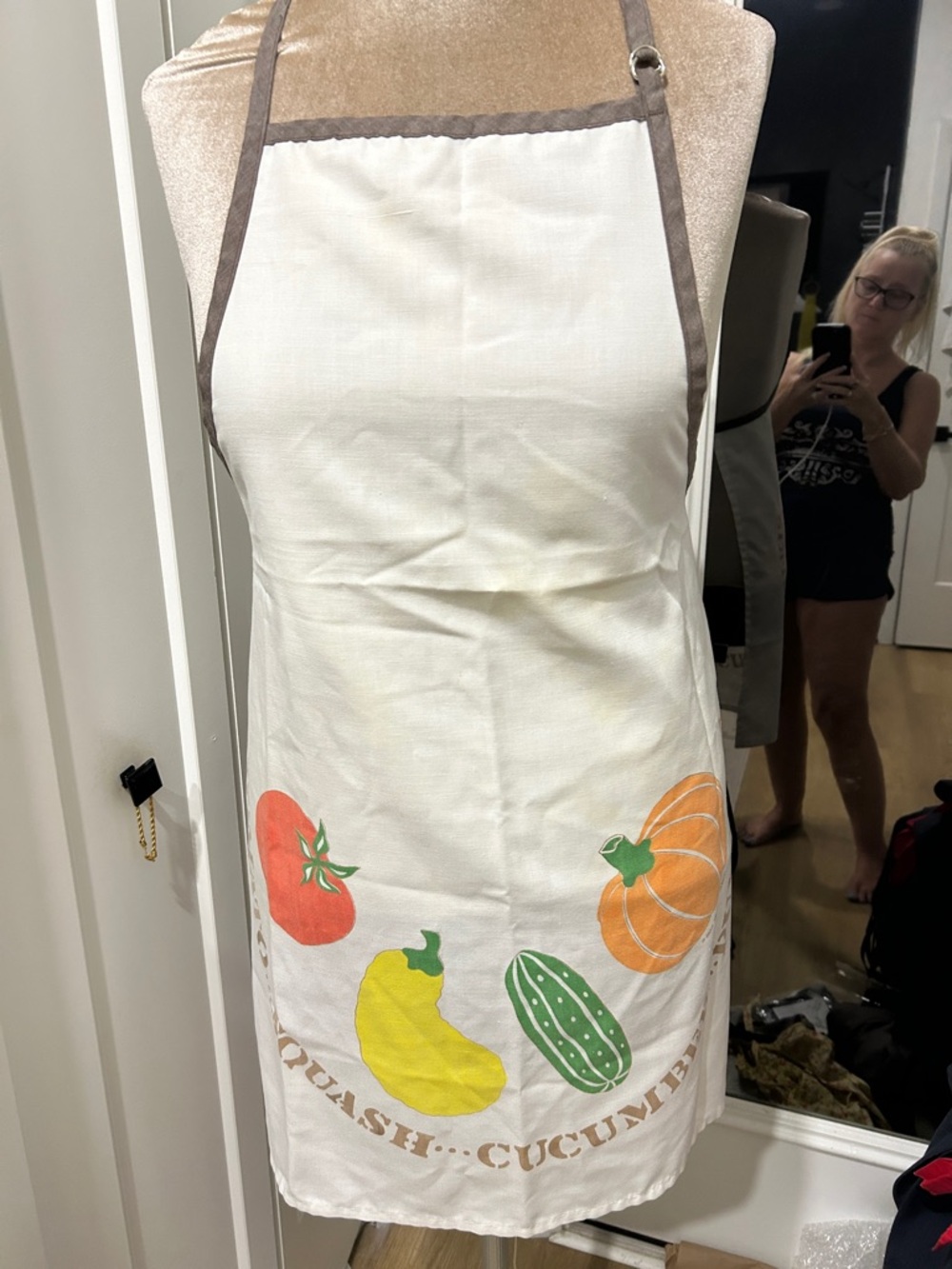 Vintage 1980 Stella Olson Kitchen Apron Veggie Graphics | OSFM
